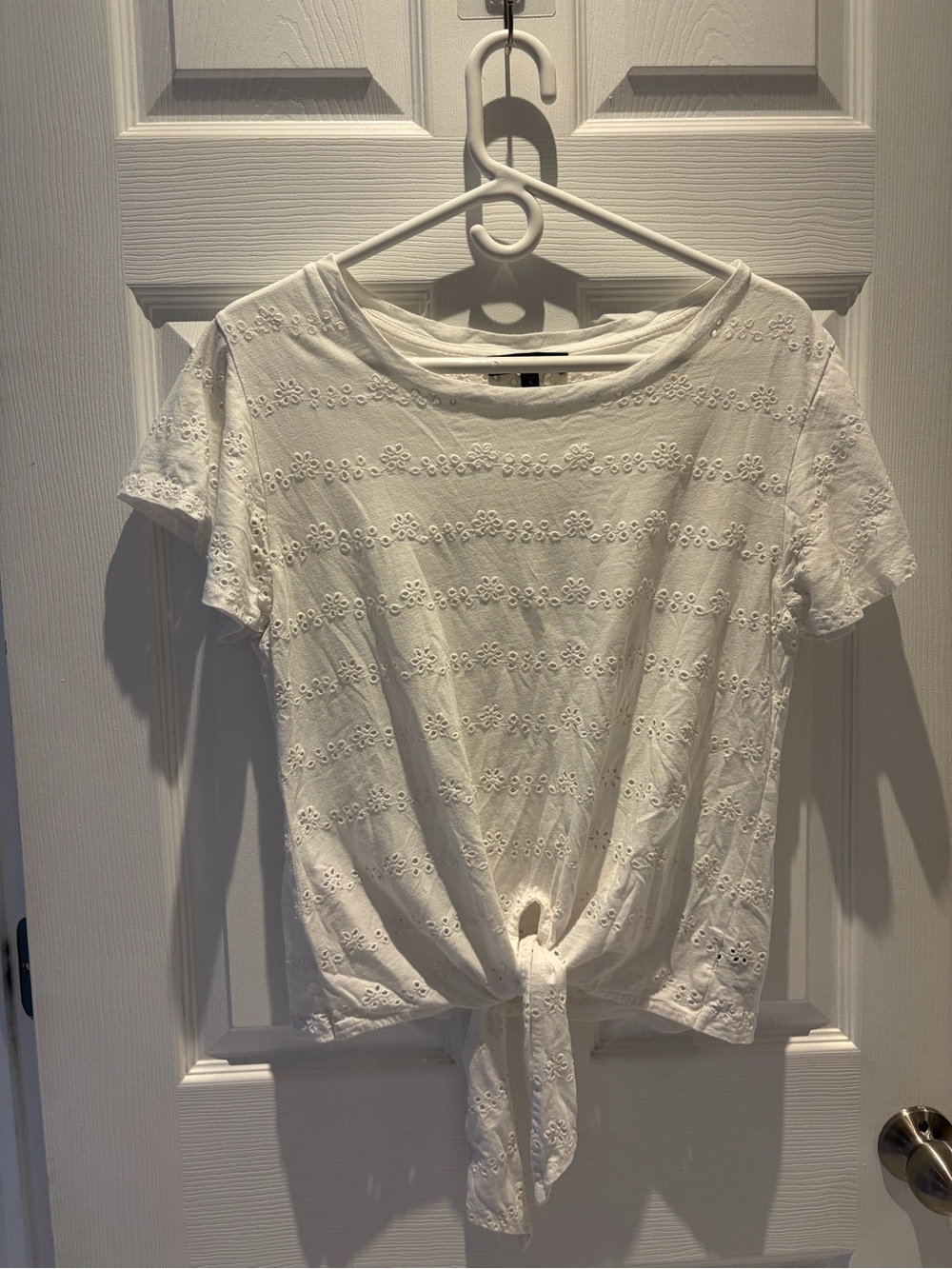 Sanctuary White Eyelet Tie-Front Crop Top